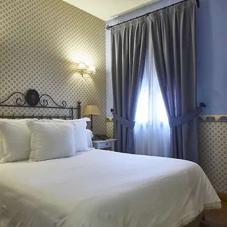Casona De Torres 3*